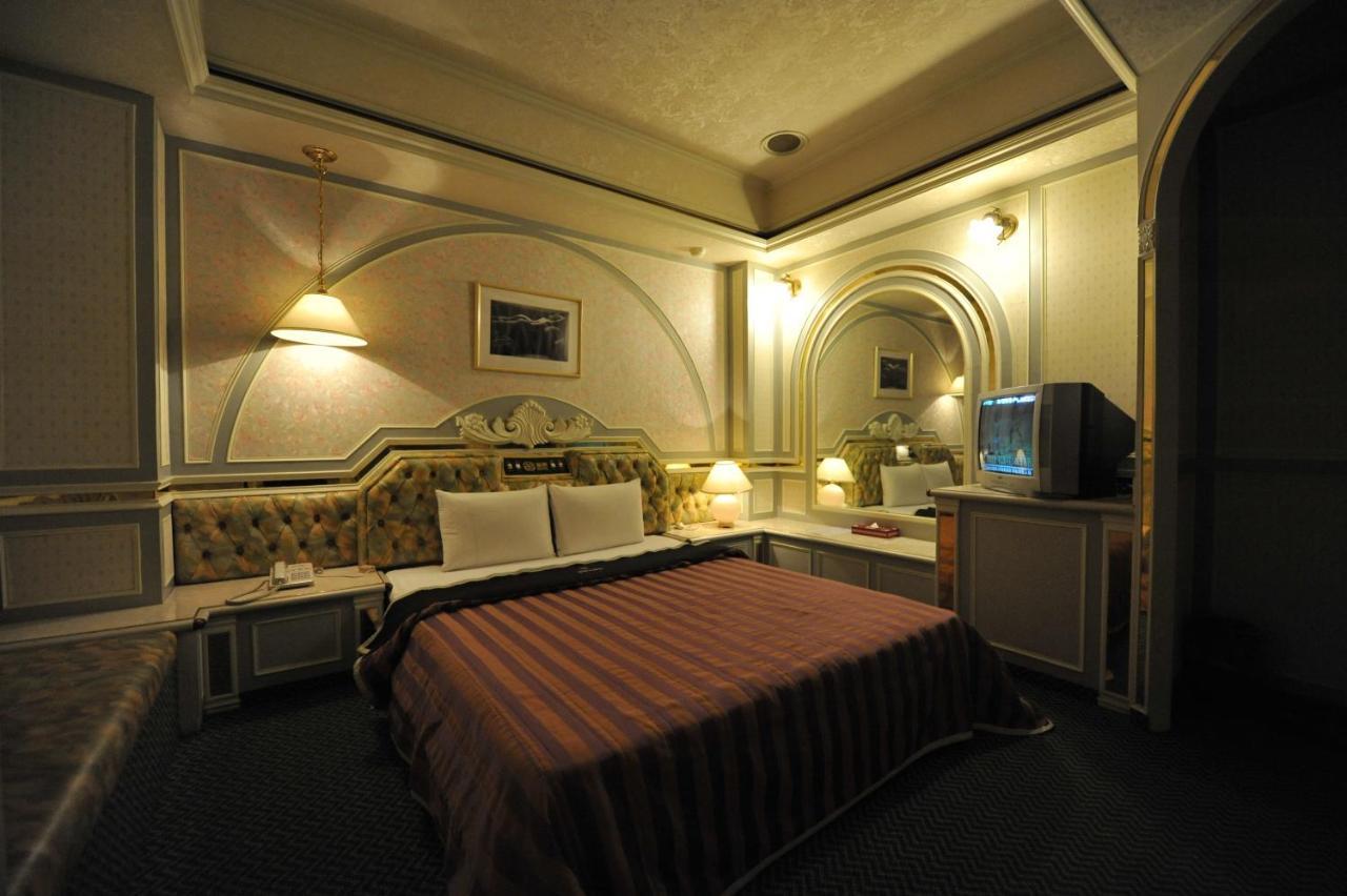 Cyue Chao Hotel Taoyuan Exteriör bild